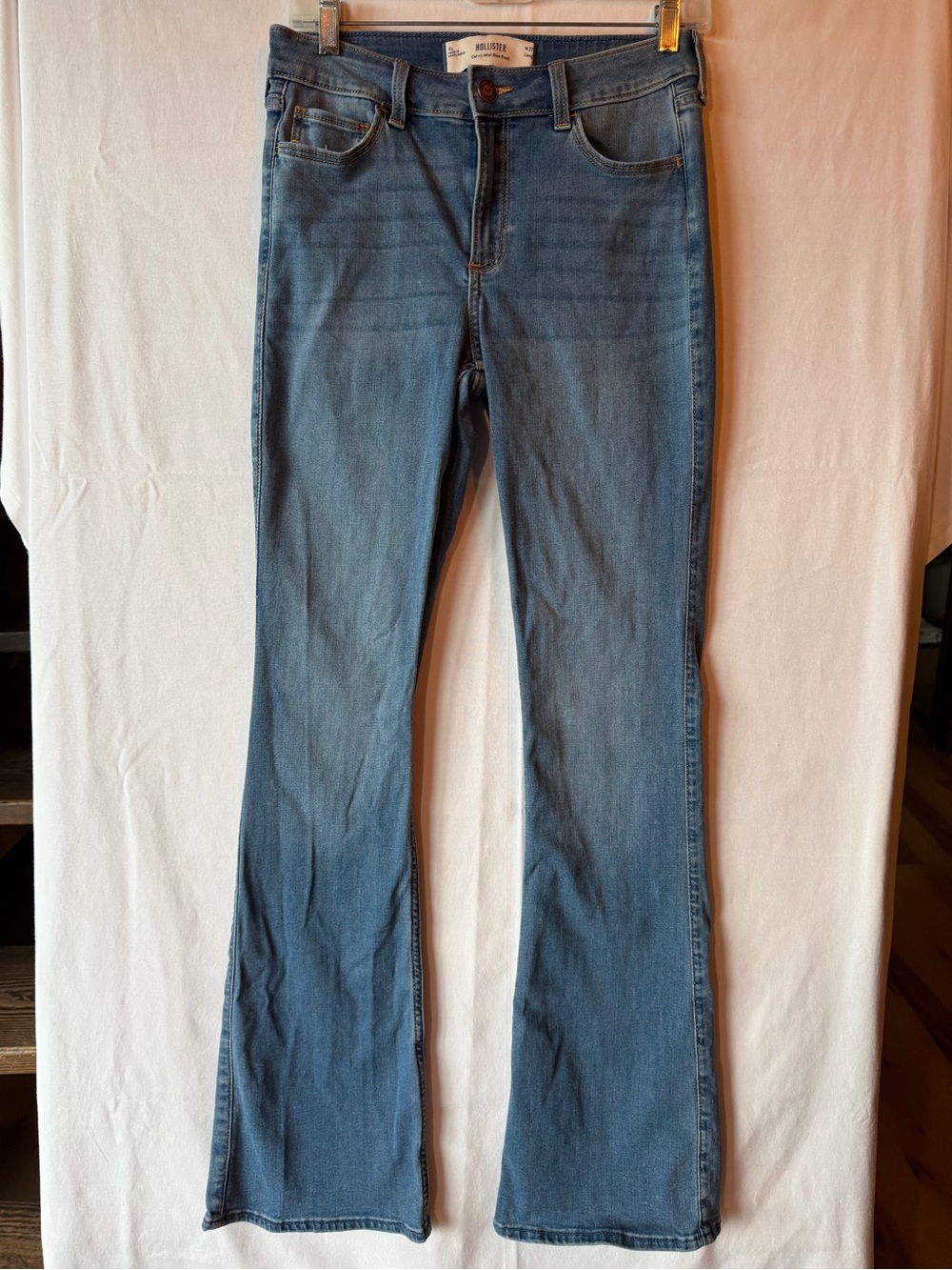 Hollister Women's Light Blue Curvy Mid-Rise Boot Jeans